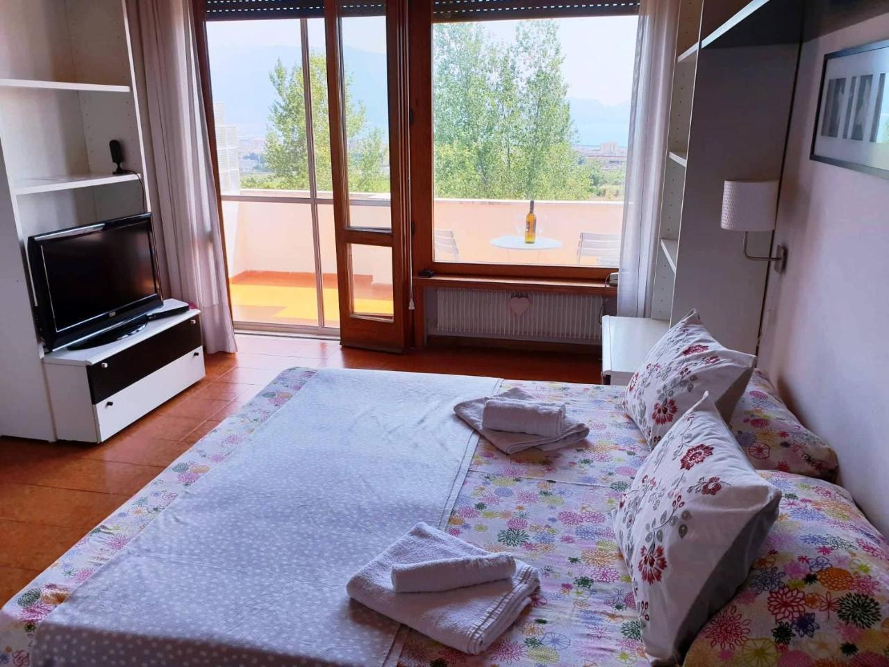 B&B Il Giardino Di Villa Anna Trecase ภายนอก รูปภาพ