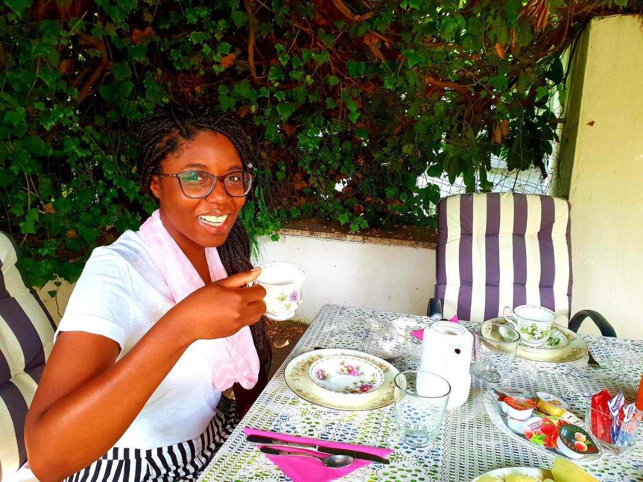 B&B Il Giardino Di Villa Anna Trecase ภายนอก รูปภาพ