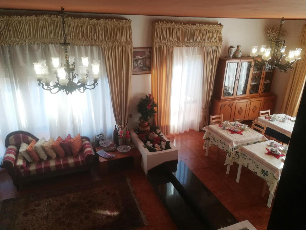 B&B Il Giardino Di Villa Anna Trecase ภายนอก รูปภาพ